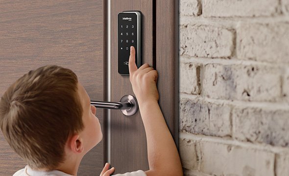 Sistema de alarma para hogar y negocio